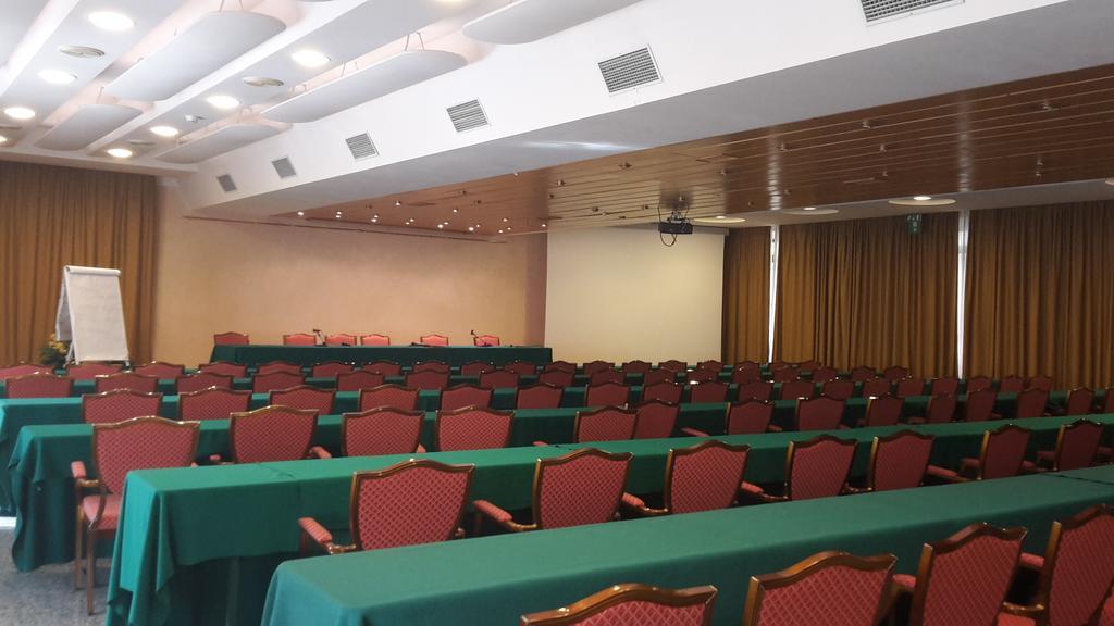 Grand Hotel Ambasciatori Wellness & Spa Chianciano Terme Eksteriør billede
