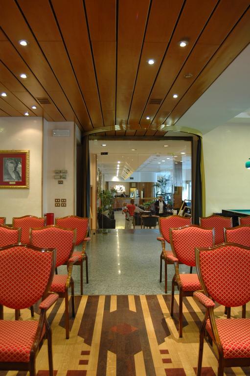 Grand Hotel Ambasciatori Wellness & Spa Chianciano Terme Eksteriør billede